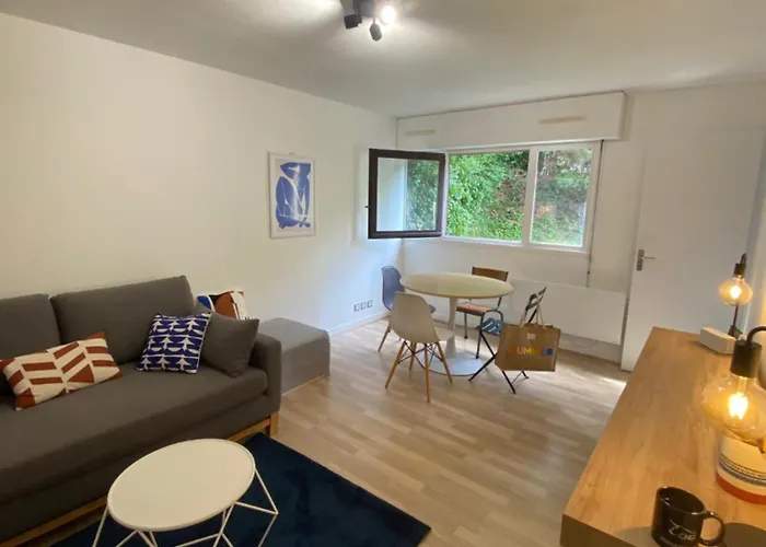 T2 Au Coeur D'aurillac * אורילק